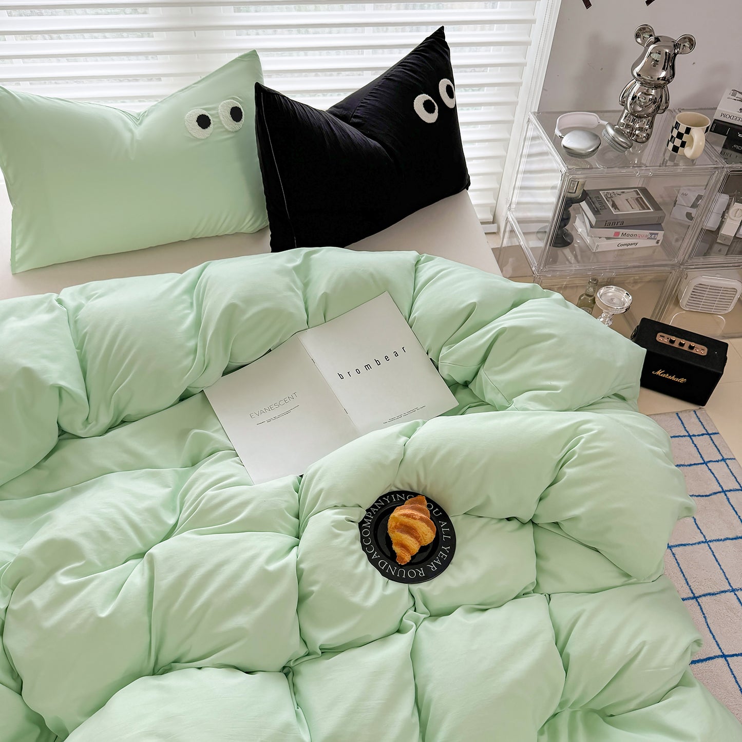 3Pcs Green Eye Embroidery Printed Quilt Duvet Cover Bedding Set