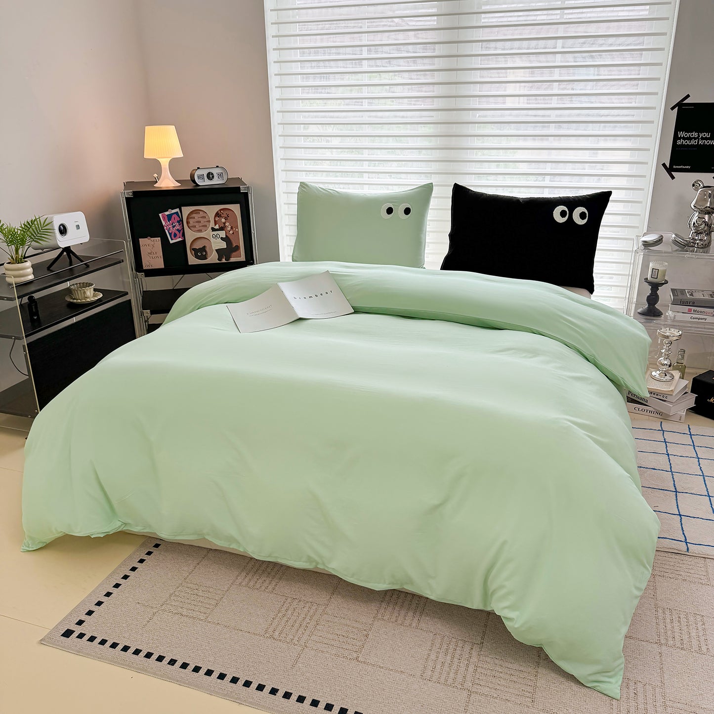 3Pcs Green Eye Embroidery Printed Quilt Duvet Cover Bedding Set
