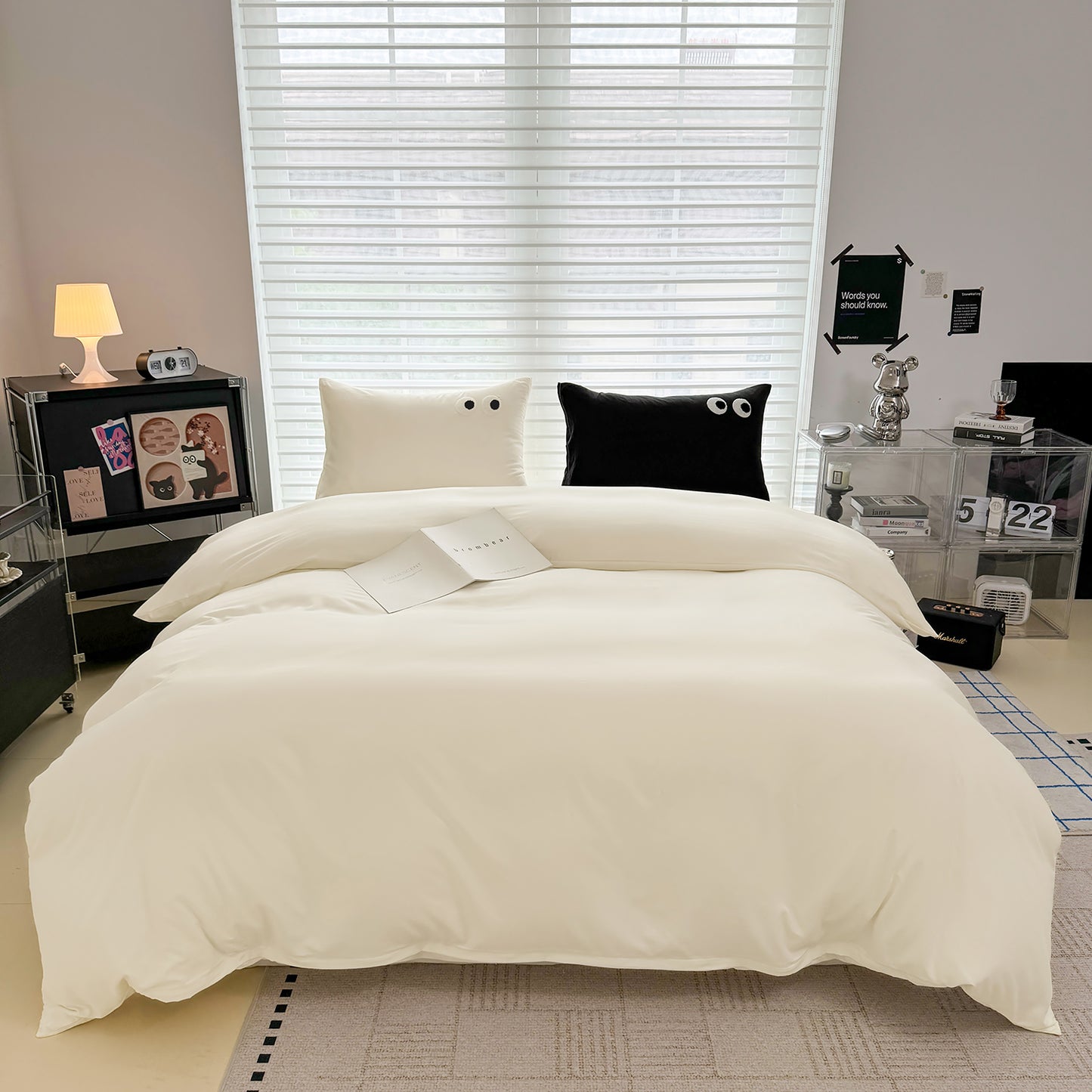 3Pcs Beige Eye Embroidery Printed Quilt Duvet Cover Bedding Set